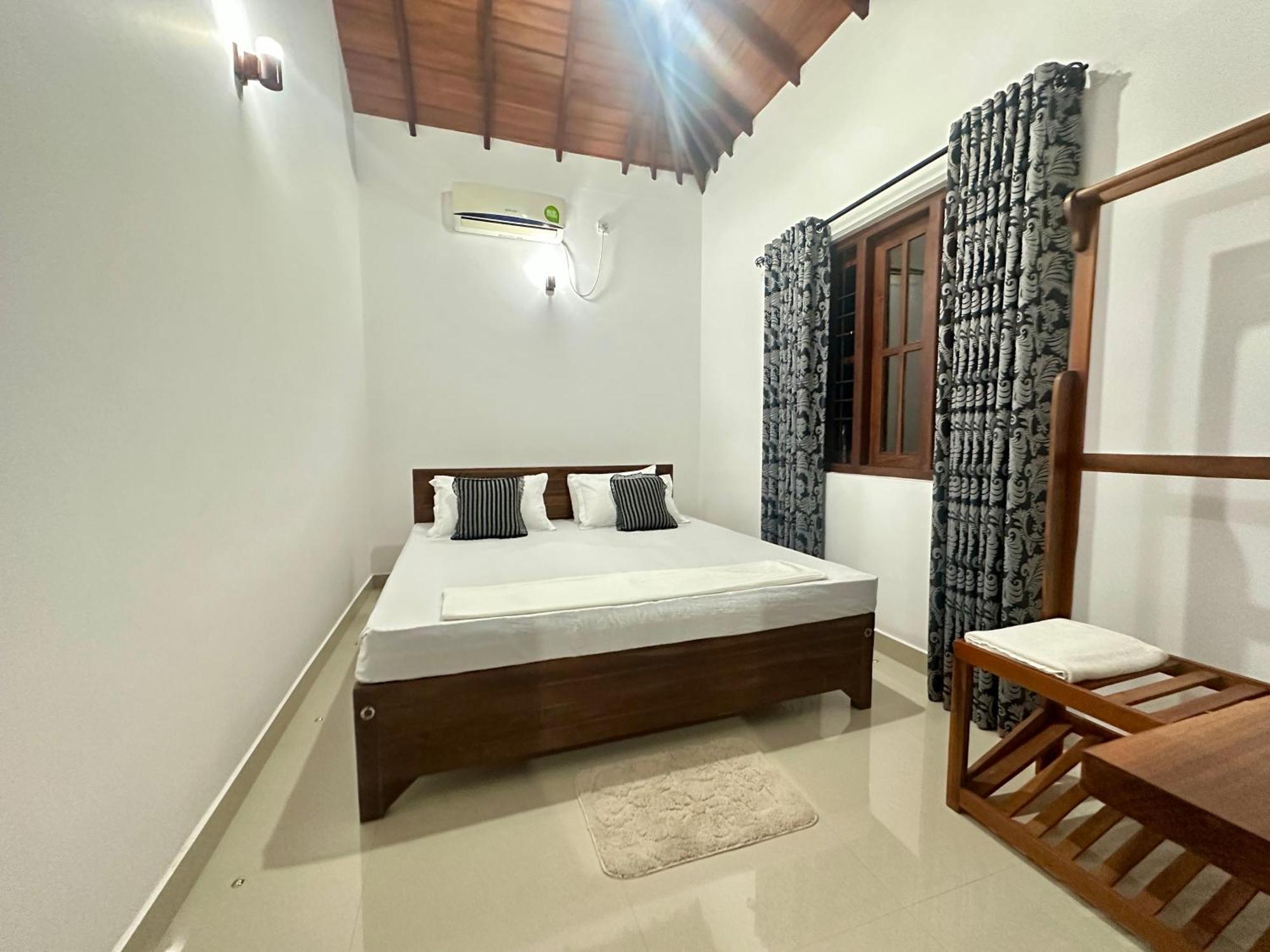 Aroma Villa Homestay Polonnaruwa Exterior photo